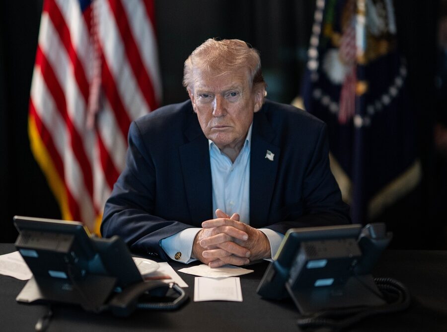Trump annuncia dazi del 100% sui beni