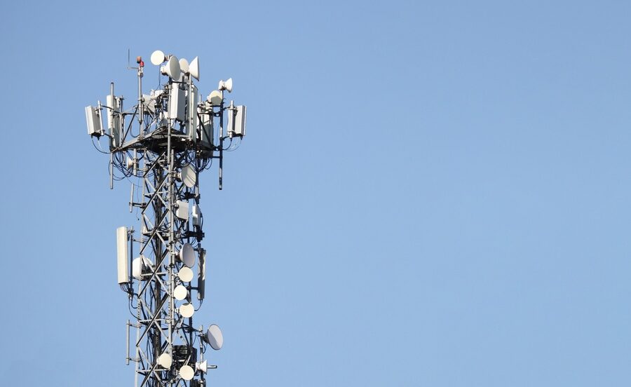 Rinnovo automatico delle frequenze nelle telecomunicazioni