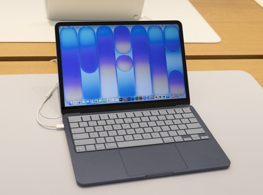 Aumento prezzi Apple MacBook e iPad