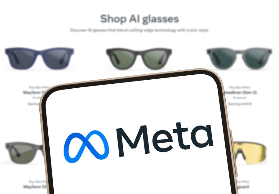 Occhiali smart di Meta in fase di sviluppo