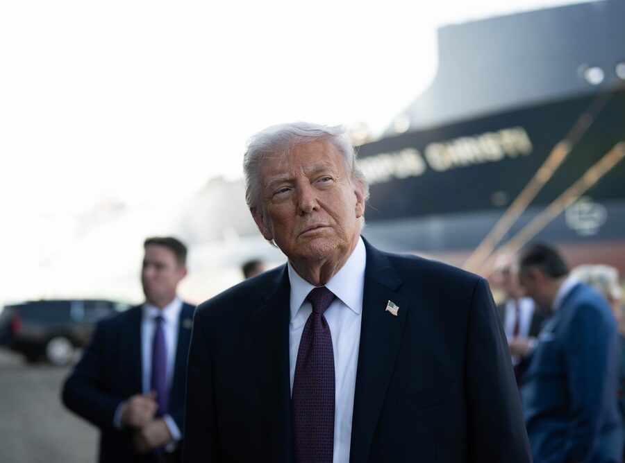 Trump pubblica un meme su Giorgia Meloni