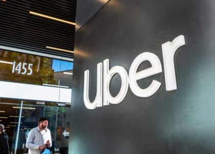 Immagine rappresentativa della notizia su Uber e la multa ricevuta