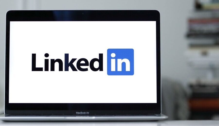 Immagine rappresentativa degli investimenti in tecnologia di LinkedIn