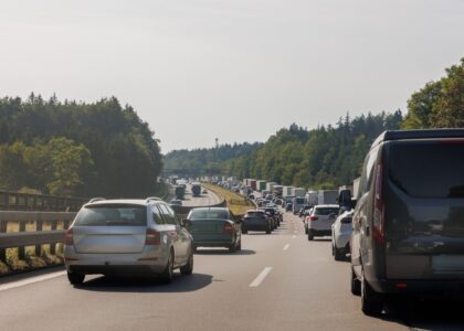 Traffico intenso durante l'esodo estivo