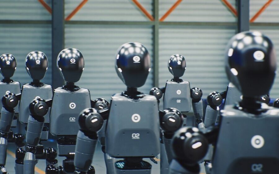 Robot umanoidi in gara ai World Humanoid Robot Games