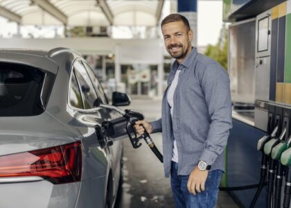 Aumento prezzi carburanti e gas in Europa
