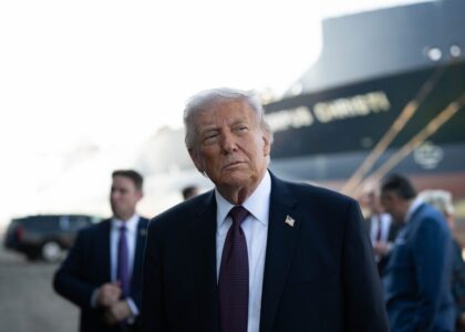 Trump annuncia la rinominazione dell'intelligenza artificiale